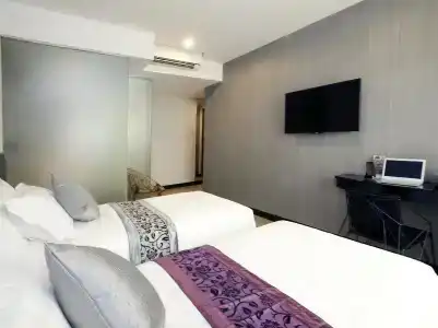 Ibis North Point - 61