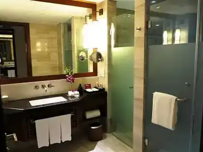 Crowne Plaza Danang - 51