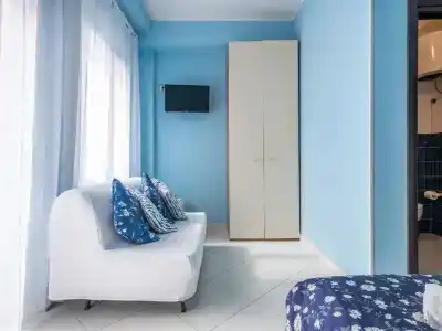 Thanit Rooms - 1