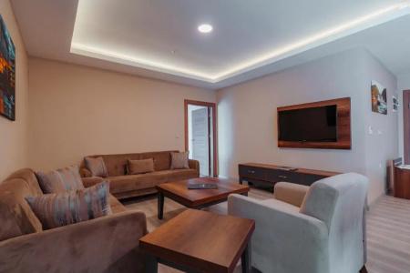 Empula & Residences - 120