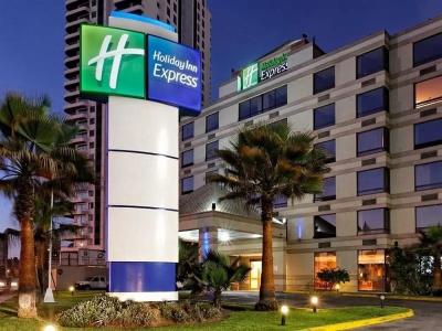 Holiday Inn Express -, An Ihg - 64