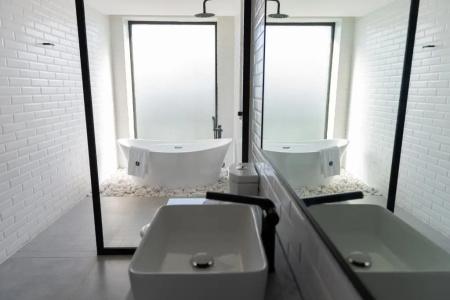 Fulton Business Luxury - 15