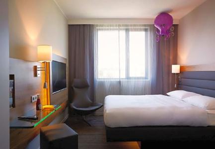 Moxy Berlin Ostbahnhof - 48