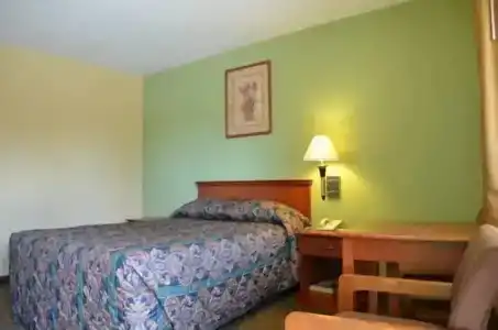 Royal Inn Of - 12