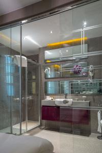 Golden Pearl Boutique - 11