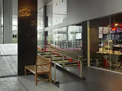 Galleria Sukhumvit 10 Bangkok by Compass Hospitality - 32