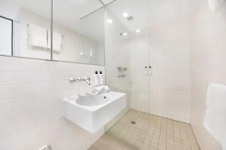 Ultiqa Air On Broadbeach - 66