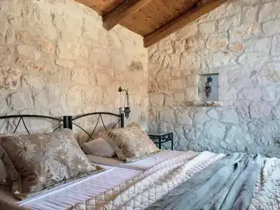 Diamond Suites - 107