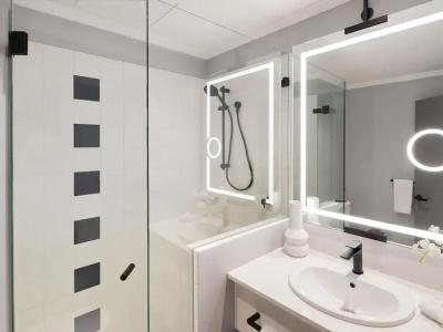 Travelodge Martin Place - 75