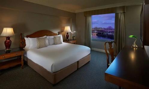 Stamford Plaza - 105