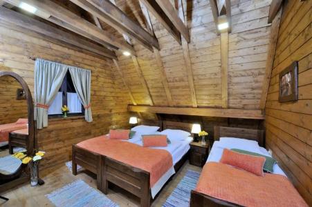 Ethno Plitvice Lakes Deluxe - 38
