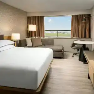 Sheraton Montreal Airport - 40