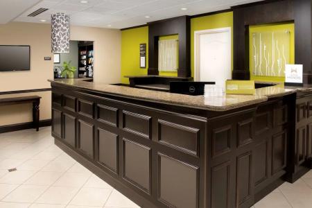 Hilton Garden Inn/Hanes Mall - 24