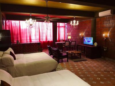 Golden Lotus Bangalore Boutique Suites - 47