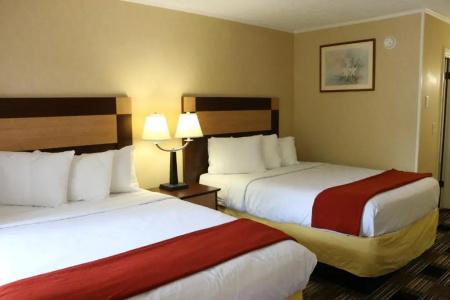 Castlewood Inn - 21