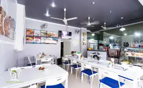 Happy Fish Guest House - 10