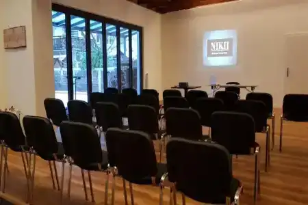 Nikii Boutique - 12