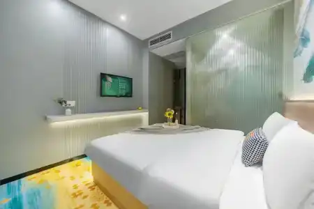 Xinghe Business(Railway Station & YuexiuPark Branch) - 39