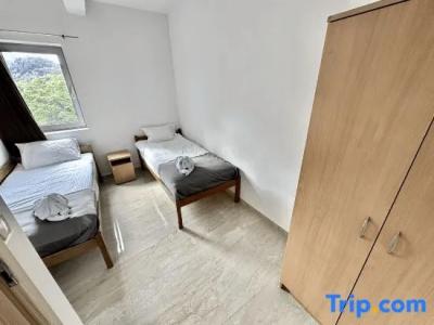 West Gate Guesthouse - 68