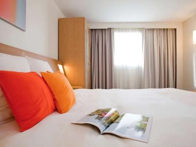 Novotel Nantes Centre Bord de Loire - 77