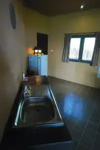 Melina Beach Front Bungalows - 9