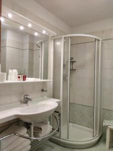 Ariston ***S - 51