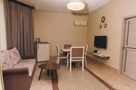 Vogue Nabran - 24