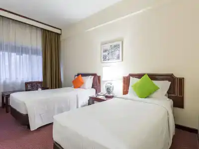 Grand Pacific (Sg Clean) - 52