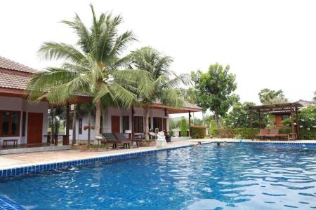 Waterside Resort - 121