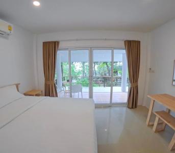 Haad Son Resort (Koh Raham) - 2