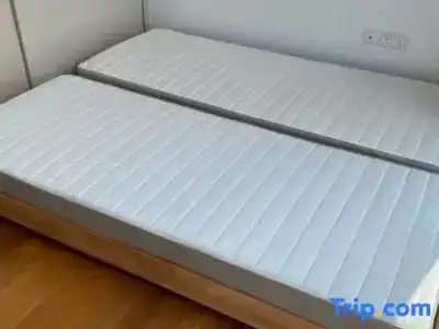 Hugger Guest House - 41