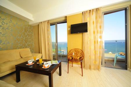 Steris Elegant Beach & - 7