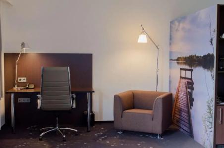 Best Western Plus Groningen Plaza - 63