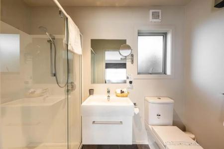 315 Riccarton - 65
