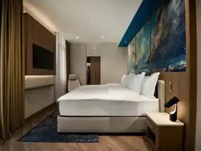 La Quinta by Wyndham Batumi - 53