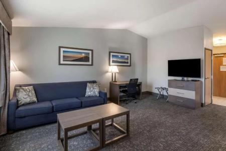 Best Western Plus Las Vegas West - 74
