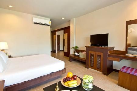 Rose Bay Resort - 46