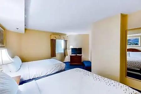 Carolinian Beach - 240