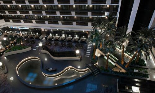 Embassy Suites by Hilton Las Vegas - 15