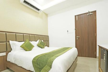 Treebo Trend Pechis Castle Nungambakkam - 4