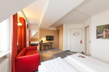 Sure by Best Western Muenchen Hauptbahnhof - 63