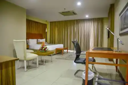 Harbour View Suites - 111