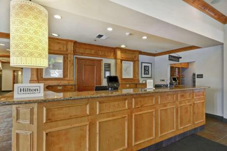 Hilton Garden Inn - 33
