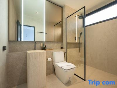 Shan Villas Sukhumvit - 210
