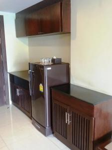 August Suites - 60