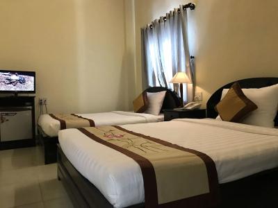 Uptown Hoi An & Spa - 2