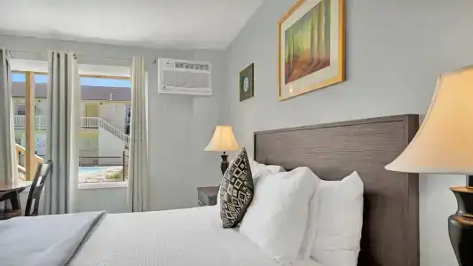 A Wave Inn - - 62