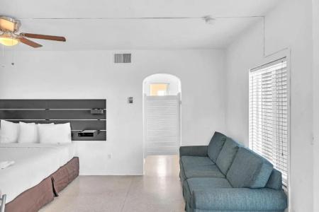Hollywood Beachs - 129