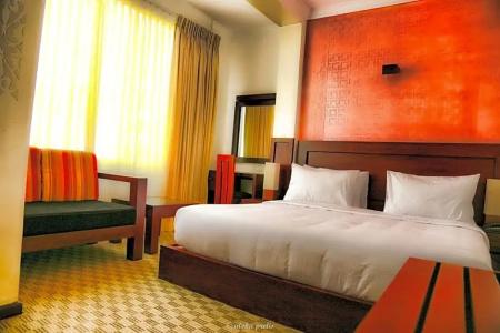 Ceylon City,Colombo - 33