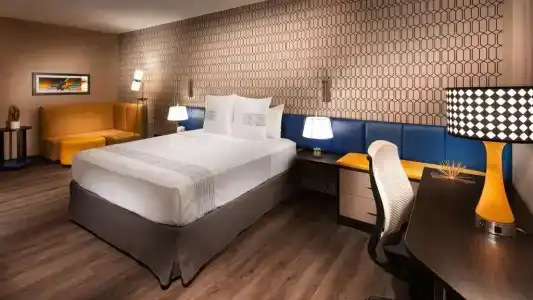 Glō Best Western Nashville Airport West - 42